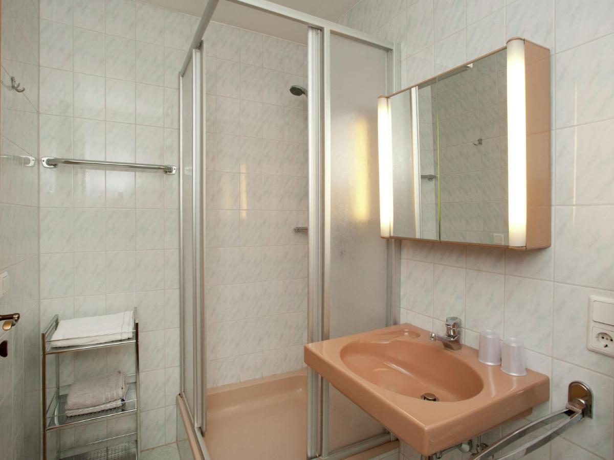 Cozy Apartment With Balcony In Миттерзилль Экстерьер фото